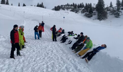 Artikelbild zu Artikel “Live auf Radio E” – Jugendskilager 2026